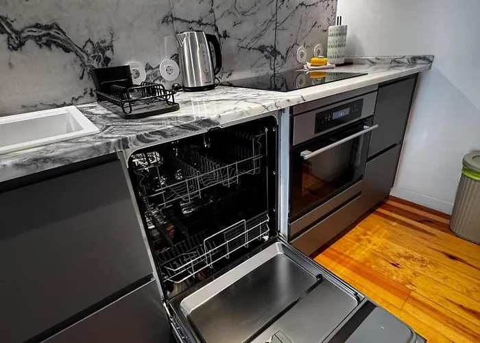 Stylish Stay, Renovated Gem In Bairro Alto Apartmán Lisboa