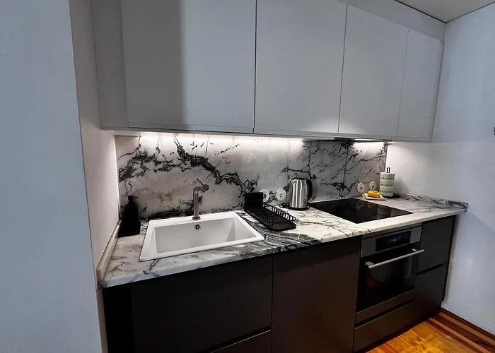 Stylish Stay, Renovated Gem In Bairro Alto * Lissabon
